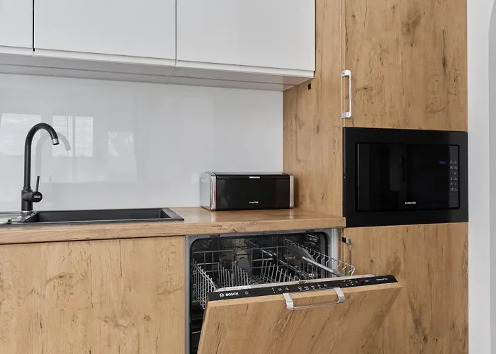 Apartmán Spacious Suitable For Remote Work With Balcony & Parking By Renters