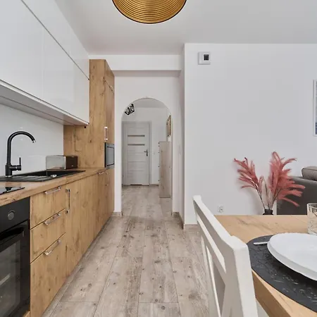 Apartamento Spacious Suitable For Remote Work With Balcony & Parking By Renters Wrocław