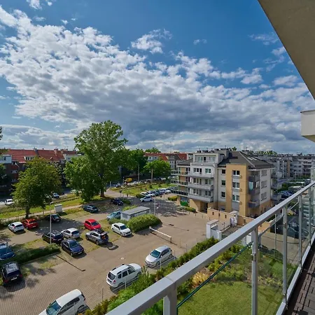 Spacious Suitable For Remote Work With Balcony & Parking By Renters * Wroclaw